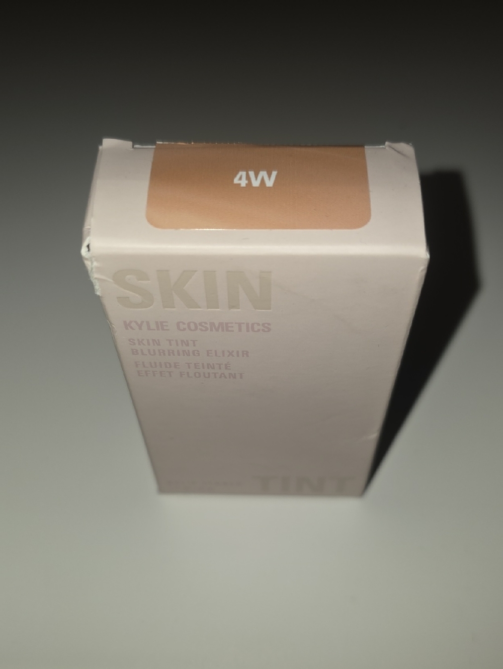 Reserved***Kylie Cosmetics Skin Tint Blurring Elixir - 4W Warm Beige